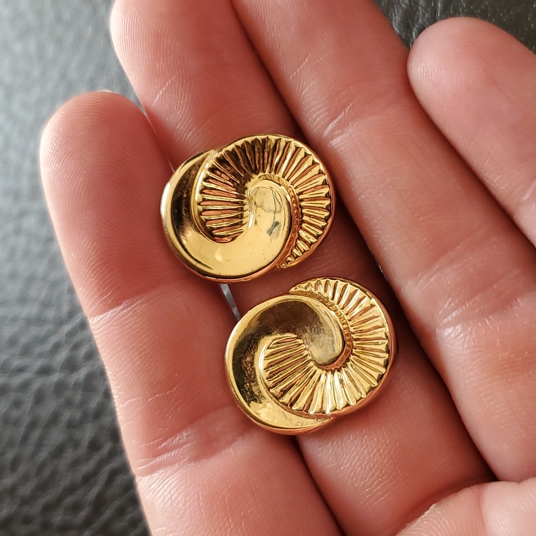 Vtg Earrings